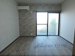 ジェミニ太秦 2階1Kのリビング/ダイニング