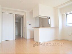 JR東海道・山陽本線 西大路駅 徒歩8分の賃貸マンション 6階1DKのリビング/ダイニング