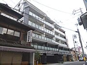 三条駅より徒歩1分 5階 築17年11ヶ月の賃貸物件