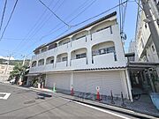今出川駅よりバス25分 徒歩1分 3階 築47年5ヶ月の賃貸物件