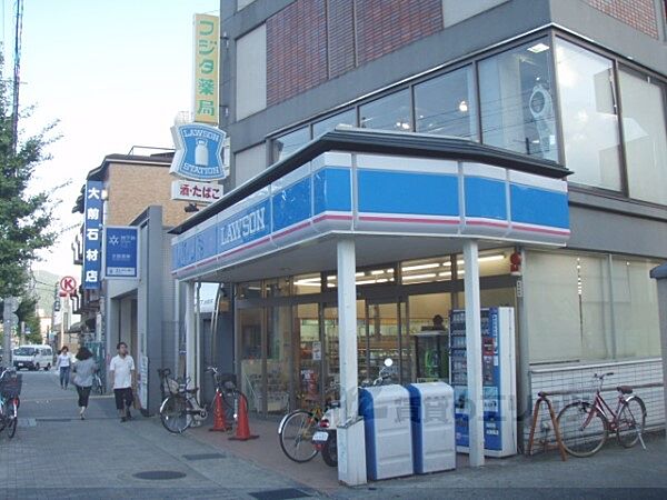 画像18:ローソン　山科御陵店まで350メートル