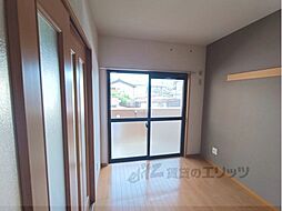 京阪石山坂本線 瓦ヶ浜駅 徒歩3分の賃貸マンション 2階2Kのリビング/ダイニング