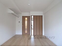 京阪本線 藤森駅 徒歩8分の賃貸マンション 1階1Kのリビング/ダイニング