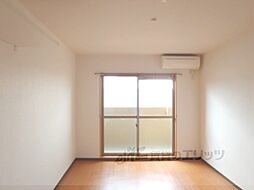 京都市営烏丸線 くいな橋駅 徒歩9分の賃貸マンション 4階1Kのリビング/ダイニング