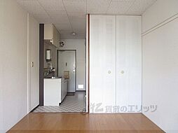 京阪本線 龍谷大前深草駅 徒歩4分の賃貸アパート 2階1Kのリビング/ダイニング