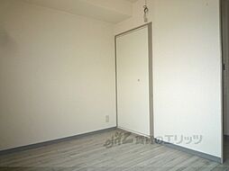 ウイング・ウッド丸太町 4階ワンルームのリビング/ダイニング