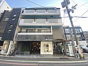 烏丸駅より徒歩7分 5階 築32年11ヶ月の賃貸物件