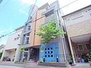 石山駅より徒歩6分 3階 築28年4ヶ月の賃貸物件
