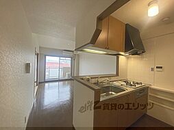 ペルル伏見桃山II 5階3LDKのリビング/ダイニング