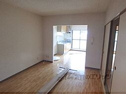 メゾン勧修 4階3LDKのリビング/ダイニング