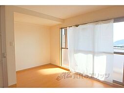 コンフォーレ栗栖野 7階1DKのリビング/ダイニング