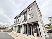 JR藤森駅より徒歩7分 3階 築8年8ヶ月の賃貸物件