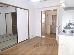 京都地下鉄東西線 椥辻駅 徒歩2分の賃貸マンション 2階3DKのリビング/ダイニング