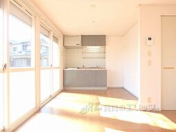 JR奈良線 JR藤森駅 徒歩17分の賃貸アパート 1階2LDKのリビング/ダイニング