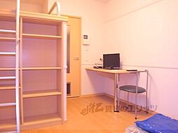 レオパレス鳥羽街道ファミリア 201 2階1Kのリビング/ダイニング