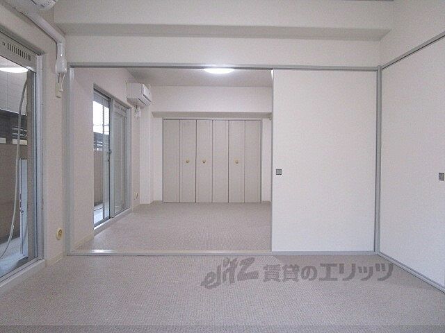 寝室