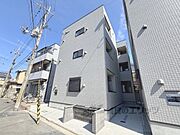 藤森駅より徒歩12分 2階 築1年の賃貸物件