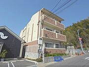With“U” 3階 築19年の賃貸物件