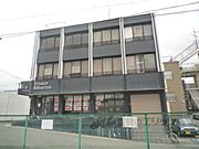 六地蔵駅より徒歩1分 3階 築50年6ヶ月の賃貸物件