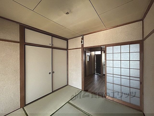 寝室
