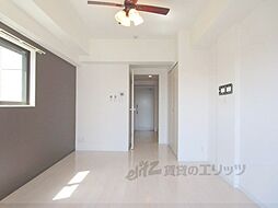 JR東海道・山陽本線 西大路駅 徒歩10分の賃貸マンション 5階1Kのリビング/ダイニング