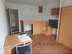 JR東海道・山陽本線 長岡京駅 3.6kmの賃貸アパート 2階1Kのリビング/ダイニング