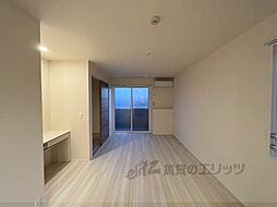 京都地下鉄東西線 東野駅 徒歩18分の賃貸アパート 3階1LDKのリビング/ダイニング