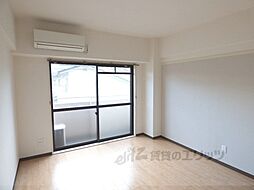 カーサ・ヴェルディ 2階1Kのリビング/ダイニング