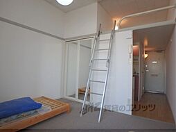 レオパレスROYAL COURT 2階1Kのリビング/ダイニング