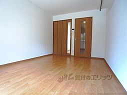 京阪本線 龍谷大前深草駅 徒歩10分の賃貸マンション 5階1Kのリビング/ダイニング