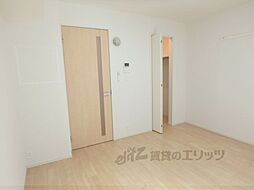 京阪宇治線 桃山南口駅 徒歩4分の賃貸アパート 3階1Kのリビング/ダイニング