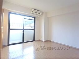 カンタル中書島 203 2階1Kのリビング/ダイニング