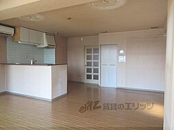 リュミエ山科 305 3階2LDKのリビング/ダイニング