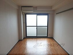 フォレスト 4階1Kのリビング/ダイニング