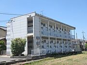 石田駅より徒歩18分 1階 築21年3ヶ月の賃貸物件