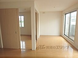 メゾン・ドゥ・ボヌール 2階2LDKのリビング/ダイニング