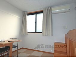 京阪本線 墨染駅 徒歩6分の賃貸アパート 2階1Kのリビング/ダイニング