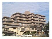 石田駅より徒歩13分 1階 築34年7ヶ月の賃貸物件