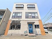 久津川駅より徒歩10分 3階 築26年2ヶ月の賃貸物件