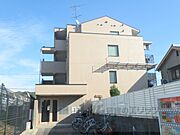 伏見稲荷駅より徒歩6分 1階 築27年9ヶ月の賃貸物件