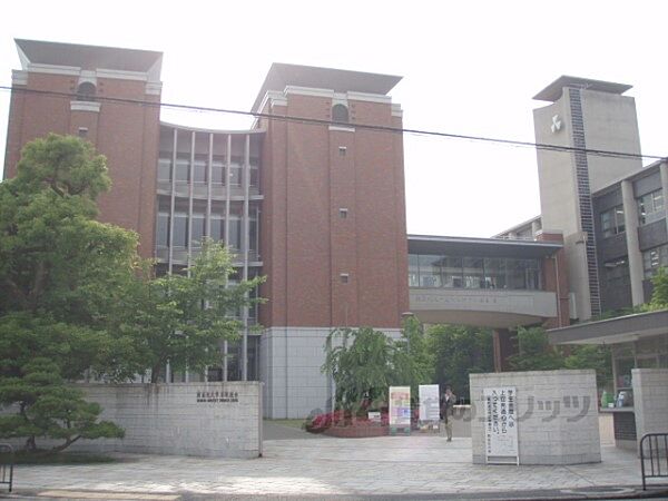 画像25:同志社大学　新町校舎まで50メートル