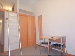 レオパレスみかげ 2階1Kのリビング/ダイニング