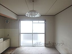JR山陰本線 花園駅 徒歩10分の賃貸マンション 4階ワンルームのリビング/ダイニング