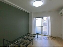 グランタック竜安寺 1階ワンルームのリビング/ダイニング