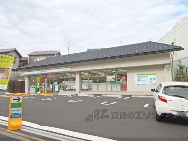 画像19:ファミリーマート　妙心寺駅前店まで350メートル