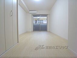 JR山陰本線 二条駅 徒歩19分の賃貸マンション 2階1Kのリビング/ダイニング