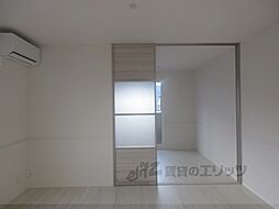 仮称)右京区嵯峨野芝野町ハイツ 2階1LDKのリビング/ダイニング