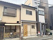 神宮丸太町駅より徒歩8分 築12年11ヶ月 2階建の賃貸物件