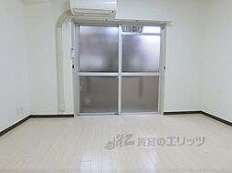 ロイヤルハウス高野 105 1階1Kのリビング/ダイニング