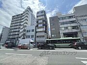 二条駅より徒歩8分 2階 築18年8ヶ月の賃貸物件